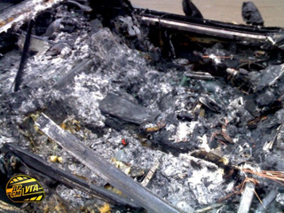 Illustration for article titled Decadent American Corvette Burned By Ukrainian Proletariat